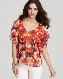 guess top dahlia orig $ 69 00 was $ 63 20 37 92 pricing policy