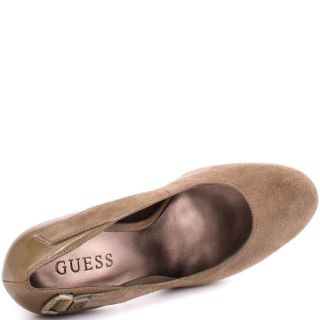 ivins brown multi suede guess shoes sku zgs602 $ 104