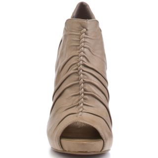 Jardenas   Chai Nappa, BCBG, $103.49