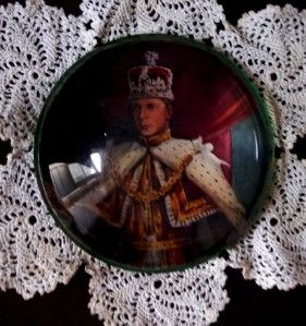 Royal Souvenir~ 1936 Coronation~ King Edward VIII Glass Paperweight