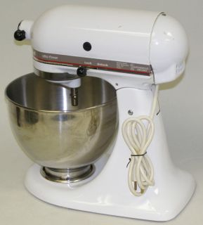KitchenAid Model KSM90 Mixer w Bowl Beater Dough Hook Wire Whip RR48