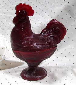 Red Glass Rooster Covered Dish Lovely Kitchen Decor
