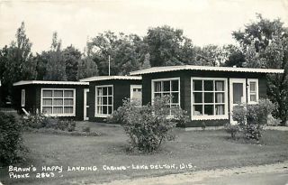 WI, Lake Delton, Wisconsin, RPPC, Brauns Happy Landing Cabins Exterior