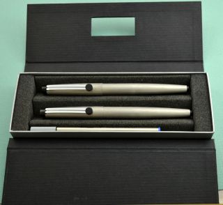Lamy Vintage 26P 526 Set   Rollerball & Fountain Pen   Brushed Chrome