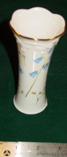 Lenox Ivory w Gold Trim 5 Tall Vase Blue Bell Design