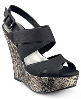 by GUESS Womens Shoes, Deedra Platform Wedge Sandals