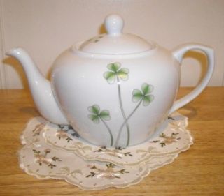 Marcus Notley Porcelain Shamrock Tea Pot Ireland 2009