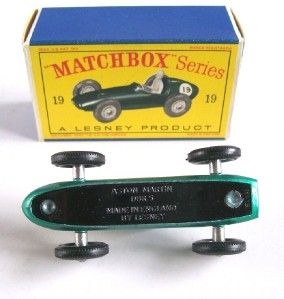 Matchbox Lesney 19c Aston Martin Racing Car 1962 MIB