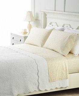 Martha Stewart Collection Bedding, Stenciled Leaves King Quilt