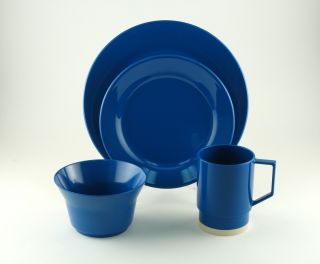 At Galleyware™, our melamine dinnerware sets make any dinner party a