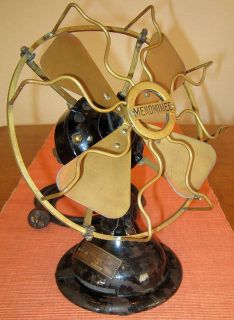 Antique Menominee Brass Blade Three Speed AC DC 8 Electric Fan