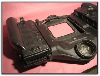 Mercedes Benz CLS Air Cleaner Engine Cover