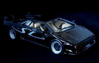 Lamborghini Diablo SV Maisto Diecast 1 18 Scale Black w White Graphic