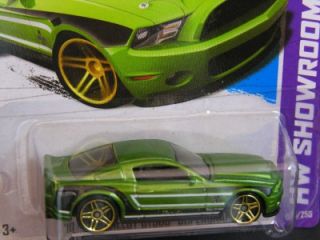 Hot Wheels 2013 155 10 Ford Shelby GT500 Supersnake Green HW Showroom