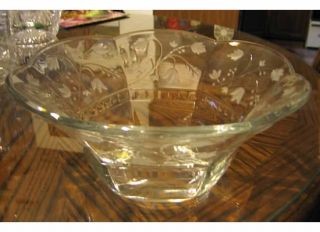 NEW GORGEOUS 24% LEAD CRYSTAL GLASS CLEAR TULIP TULIPS HEAVY SERVING