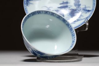 wonderful, vibrant, Chinese blue on white porcelain teabowl and