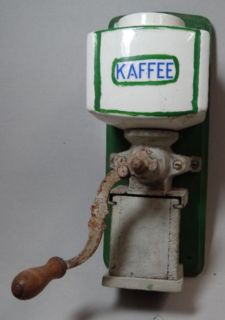 Wandkaffeemühle, grüne Streifen, H 28 cm, 197/11106