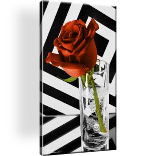 Rose im Smirnoff Glas Bild auf Leinwand / Bilder / WOW