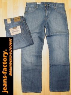 WRANGLER BOOTCUT Jeans W 31 L 32   3Y DARKSTONE   24906