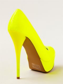 NEW QUPID Women Platform High Heel Stiletto Patent Pump Neon Yellow