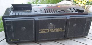 Hitachi TRK 3D70E 3D Superwoofer Ghettoblaster