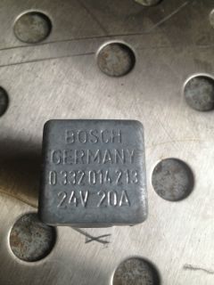 Bosch Relais 0 332 014 213 /// 0332014213 NEU 24V 20A