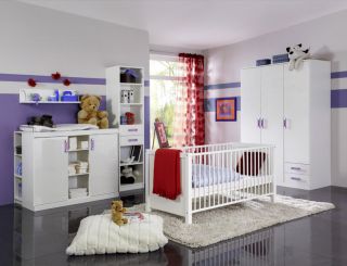 NEU* Komplett Babyzimmer in Hochglanz weiß Kleiderschrank Babybett