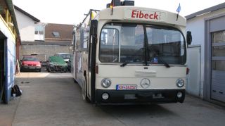 Faschingswagen Umzugswagen Bus Mercedes O305 Karneval