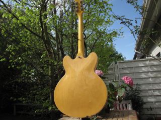 Gitarre ES 335   B.B.King   Gibson Style