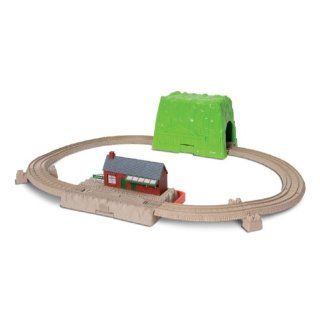 Tomy 5693   Thomas und seine Freunde Trackmaster Tunnel  und Schienen
