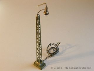 Märklin 448/3 Gittermastleuchte   Lampe   Beleuchtung für Modellbahn