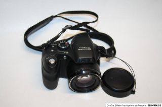 Fujifilm FinePix S2000HD 10.0 MP Digitalkamera in Schwarz