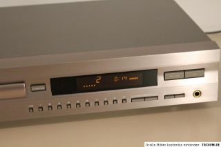 Yamaha Natural Sound Compact Disc Player CDX 496