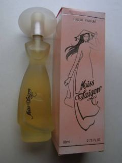 Miss Saigon   ein gutes Parfüm in ansprechendem Flakon, stilisierte