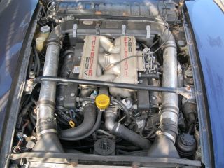 PORSCHE 928 GTS, Motor ohne Anbauteile
