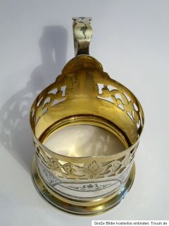 Sehr schöner Teeglashalter aus 875er Silber, vergoldet. Er ist