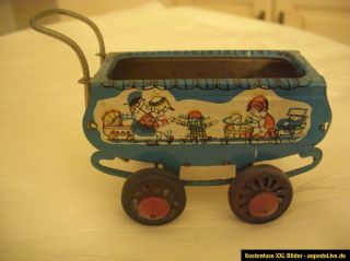 Blech Puppenstuben   Kinderwagen um 1930 XXL Fotos