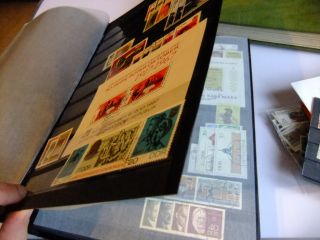 Großer Briefmarken Nachlass DDR+Berlin tausende in 3 großen Alben