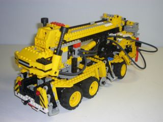 LEGO TECHNIC RARITÄT   GROSSER PNEUMATIK KRAN LKW 4860   TECHNIK   40