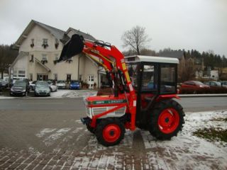 Kleintraktor Allrad Traktor Kubota L2402DT + Frontlader + beheizbare