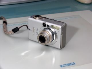 Canon Digital IXUS 400 4.0 MP Digitalkamera   Silber