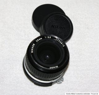 Nikon Nikkor 13,5 28mm Objektiv 1793813 für Spiegelreflex Foto