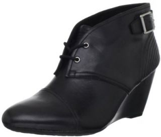 Rockport Womens Nelsina Buckled Bootie Shoes