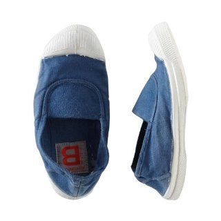 Slip On Sneaker, Blue Canvas, 33 M EU/2 M US Little Kid Shoes