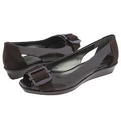 Kenneth Cole Reaction Off icially Dark Brown Crinkle Patent Flats