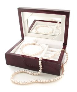 Freshwater Pearl 3 piece Set with Plush Box (Set of 3)