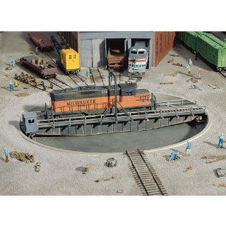 Walthers Cornerstone Series® HO Scale 90 Turntable Kit Pit Diameter