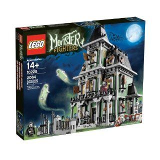 LEGO Haunted House 10228 Monster Fighters Toys & Games