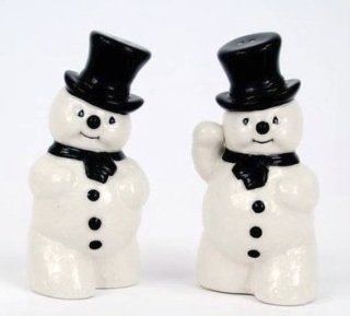 Christmas Vintage Style Snowman Salt and Pepper Shaker Set