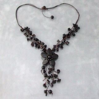 Onyx Stone Flower Cluster Necklace (Thailand)